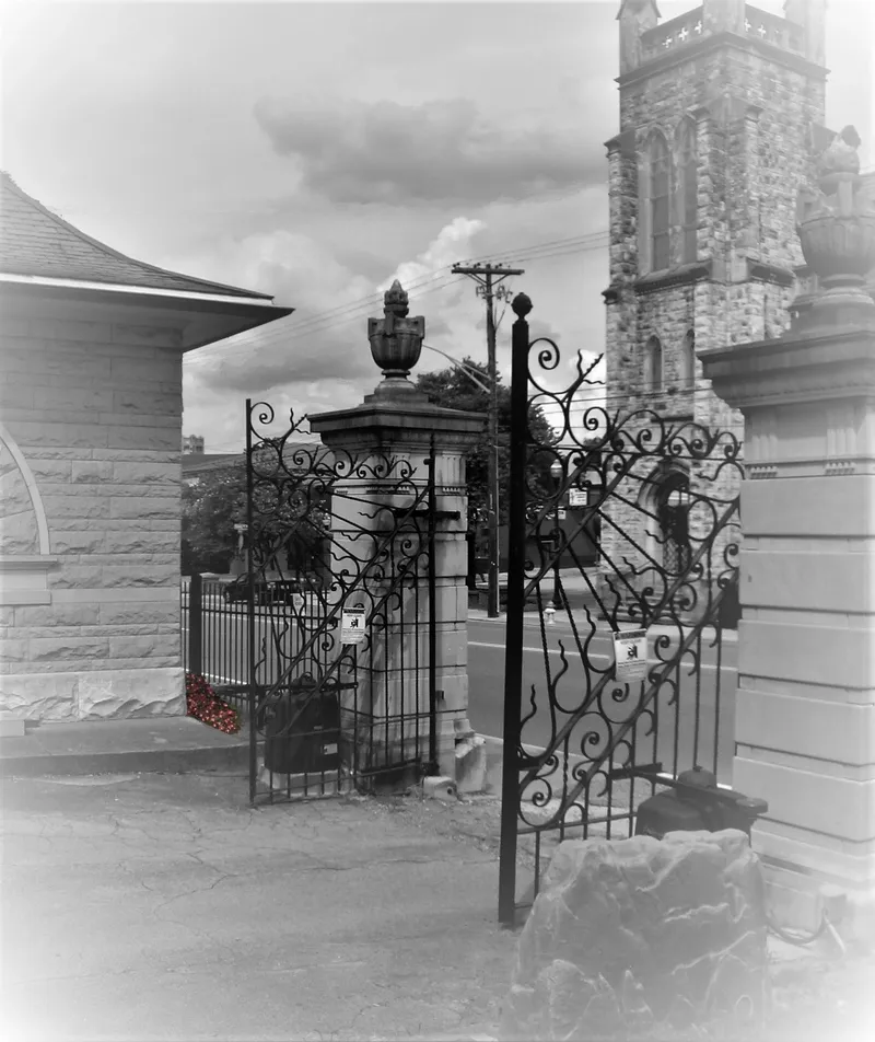 The gates of Old Gray Cemetery